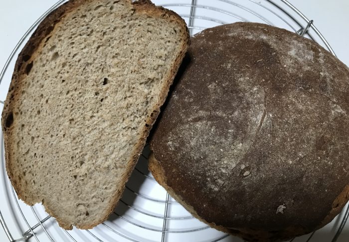 Bauernbrot mit Mehlbrühstück